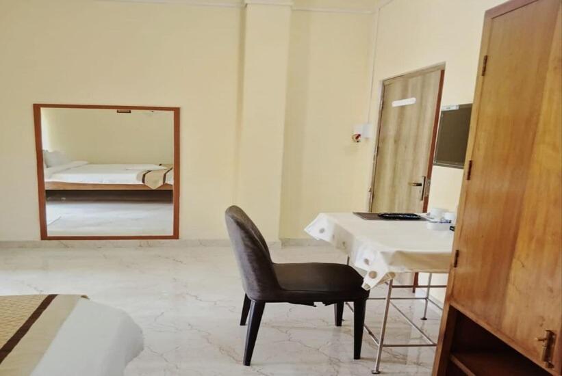Hotel Shoolin Wood Hatikhuli Εξωτερικό φωτογραφία